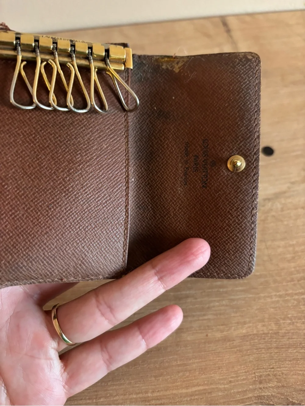 Authentic Louis Vuitton monogram key holder